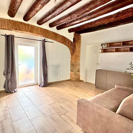 Casa Storica Del 1600 In Bergamo Centro Apartment Luaran gambar