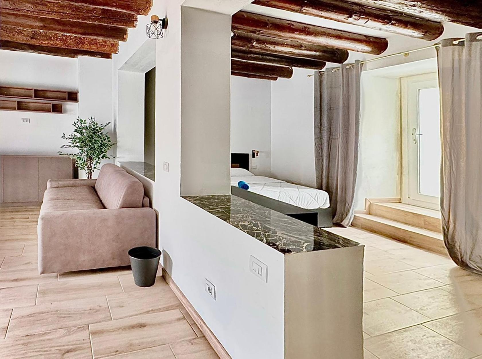 Casa Storica Del 1600 In Bergamo Centro Apartment Luaran gambar