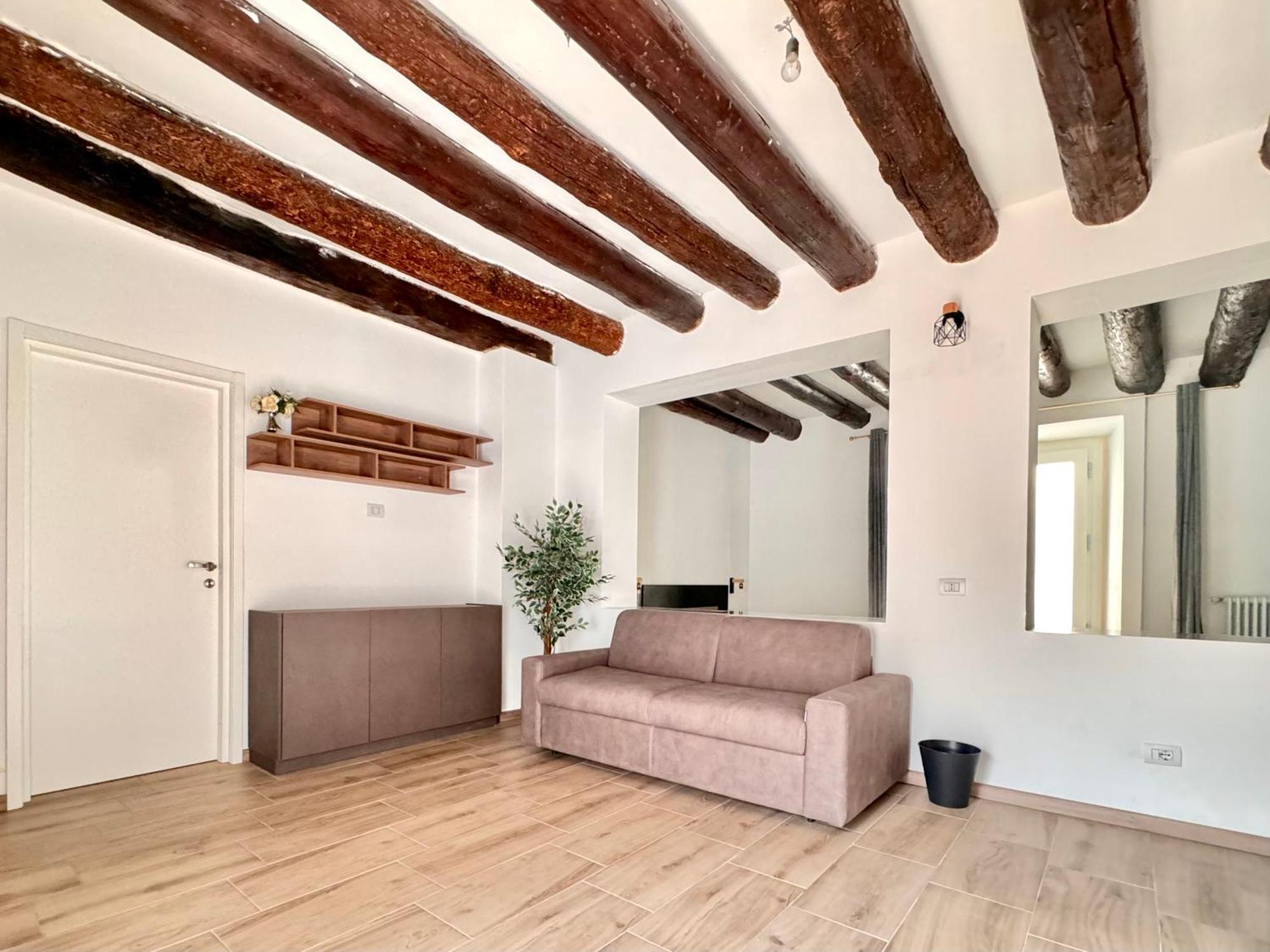 Casa Storica Del 1600 In Bergamo Centro Apartment Luaran gambar